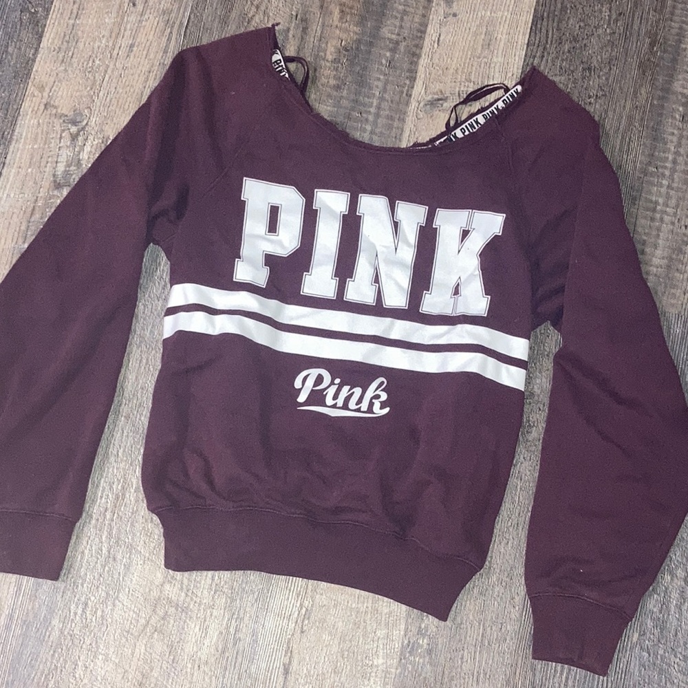 VS Pink pullover top